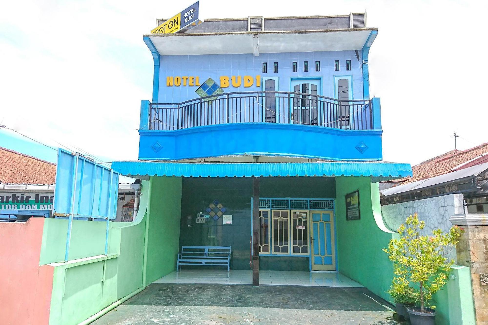 Spot On 2871 Hotel Budi Purwokerto Ngoại thất bức ảnh
