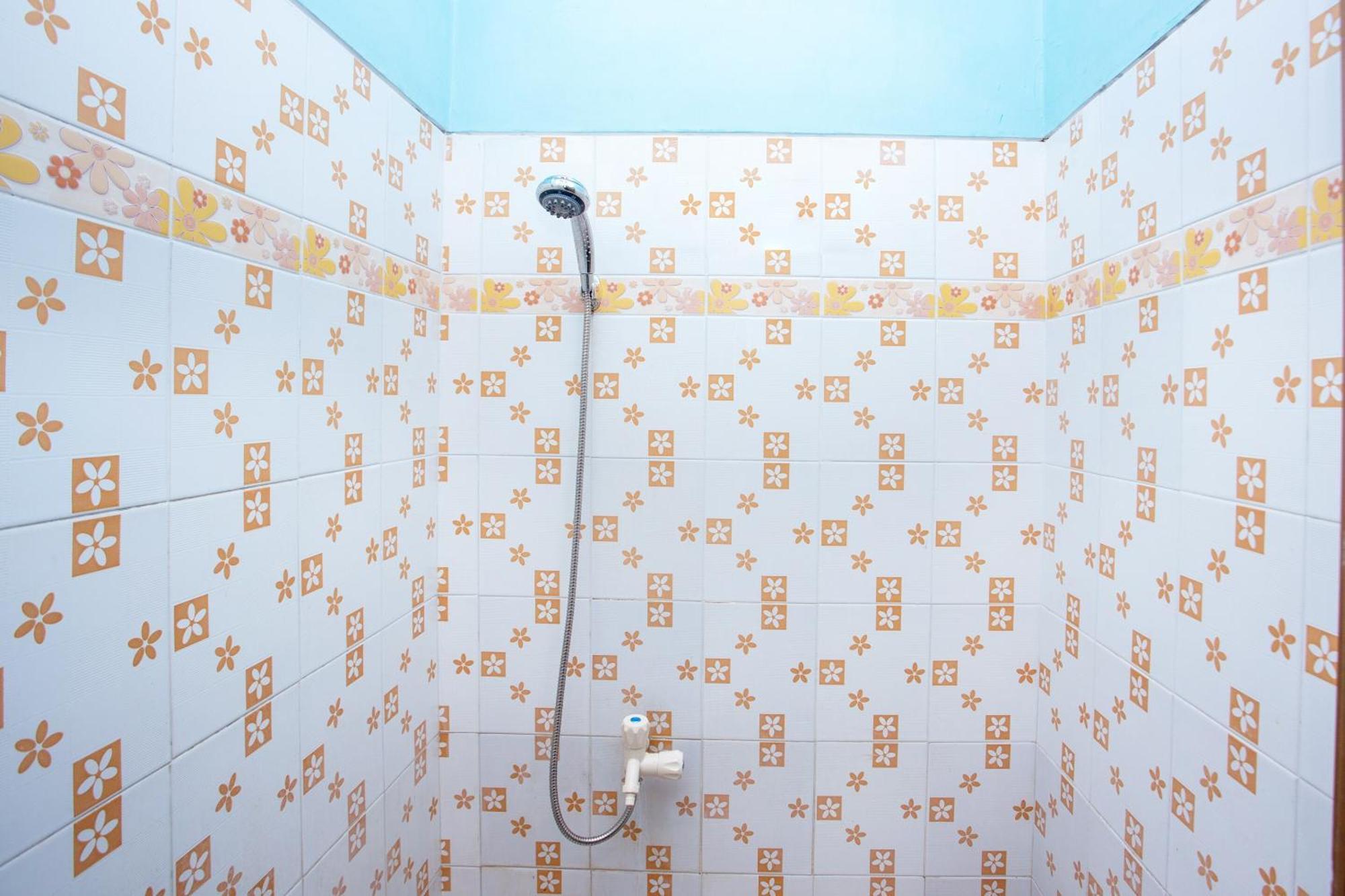 Spot On 2871 Hotel Budi Purwokerto Ngoại thất bức ảnh