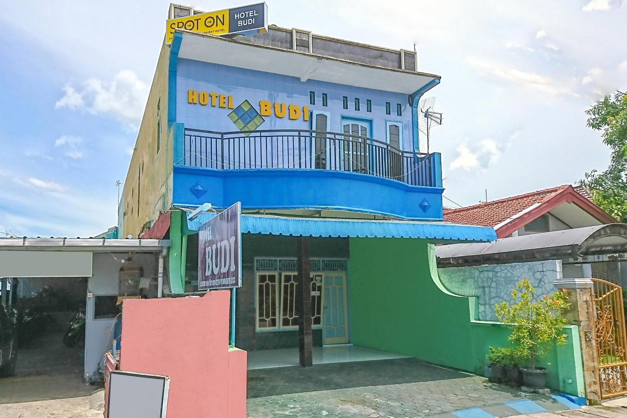 Spot On 2871 Hotel Budi Purwokerto Ngoại thất bức ảnh