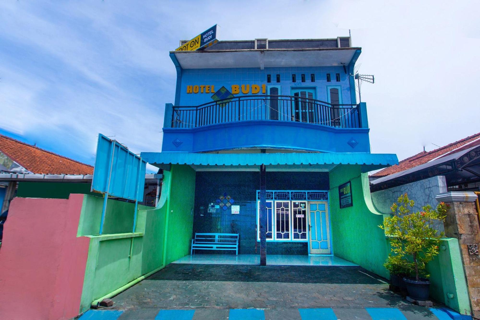 Spot On 2871 Hotel Budi Purwokerto Ngoại thất bức ảnh
